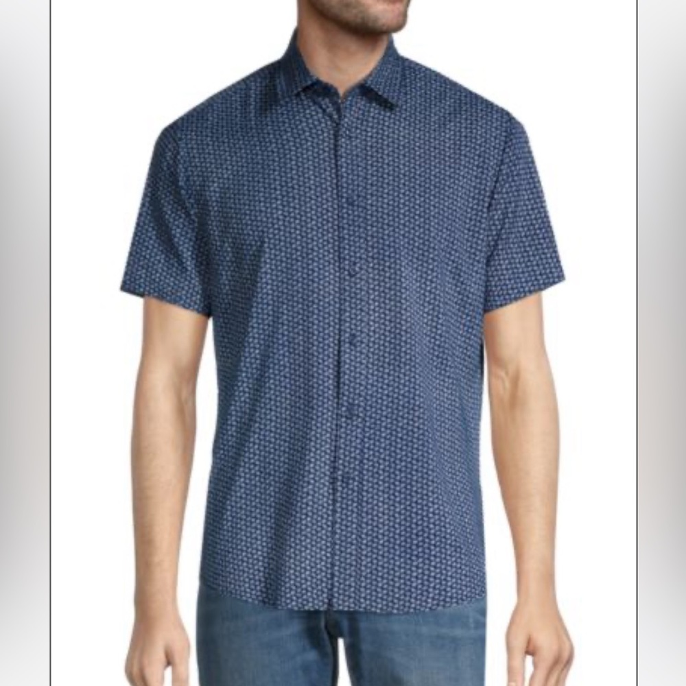 Men’s button down shirt sleeve shirt